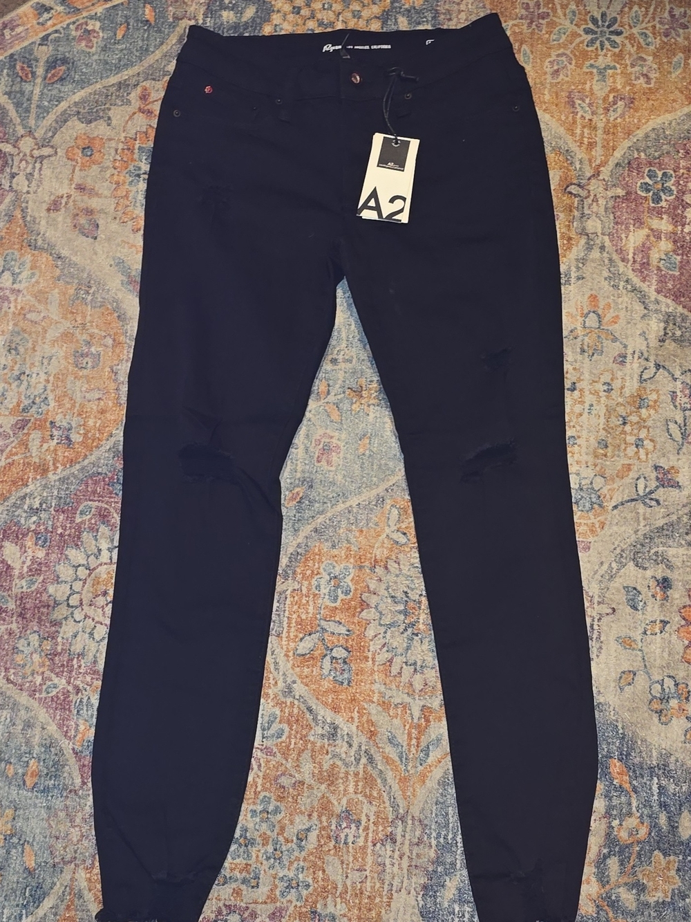 NWT Jeans Los Angeles California Black Ankle Skinny Jeans Distressed Size 3